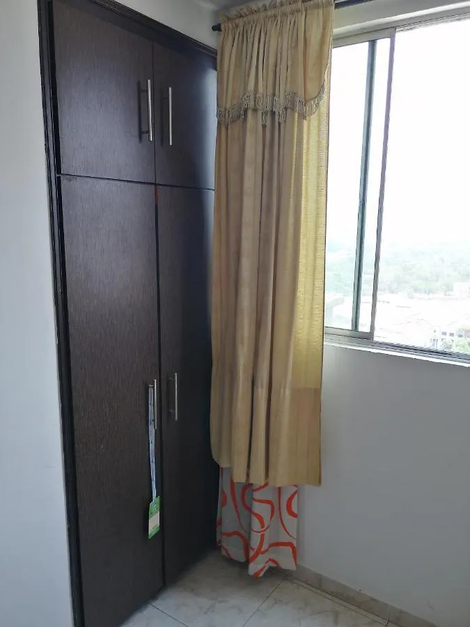 公寓 Habitacion Privada Edificio Turin 麦德林 哥伦比亚