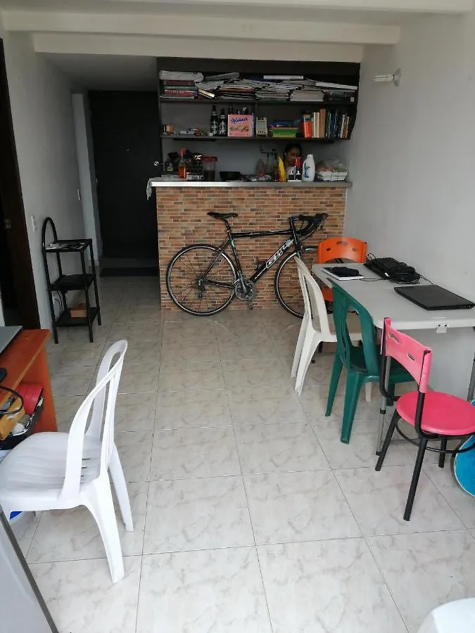 Habitacion Privada Edificio Turin 麦德林 0*,  哥伦比亚